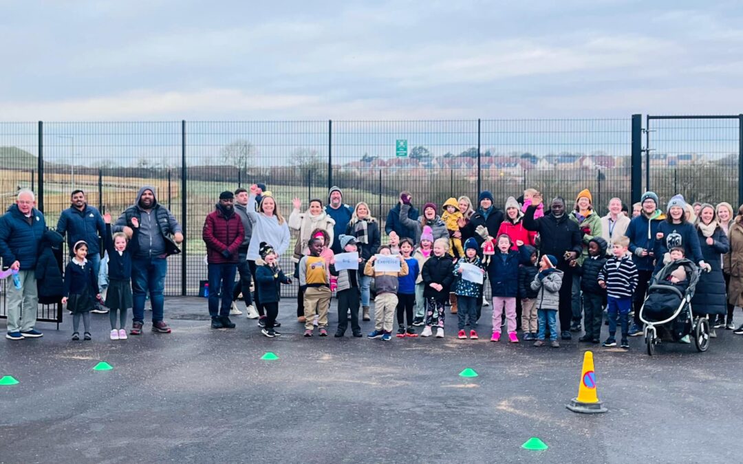 ORCHARD GROVE PRIMARY SCHOOL’S DEFIBRILLATOR APPEAL GETS A BIG BOOST